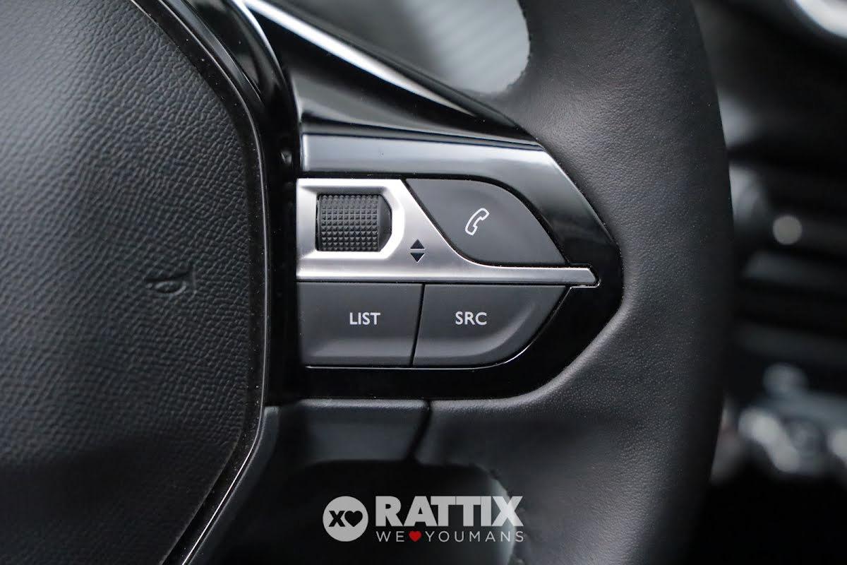 Peugeot 2008 1.2 Puretech 100CV Allure