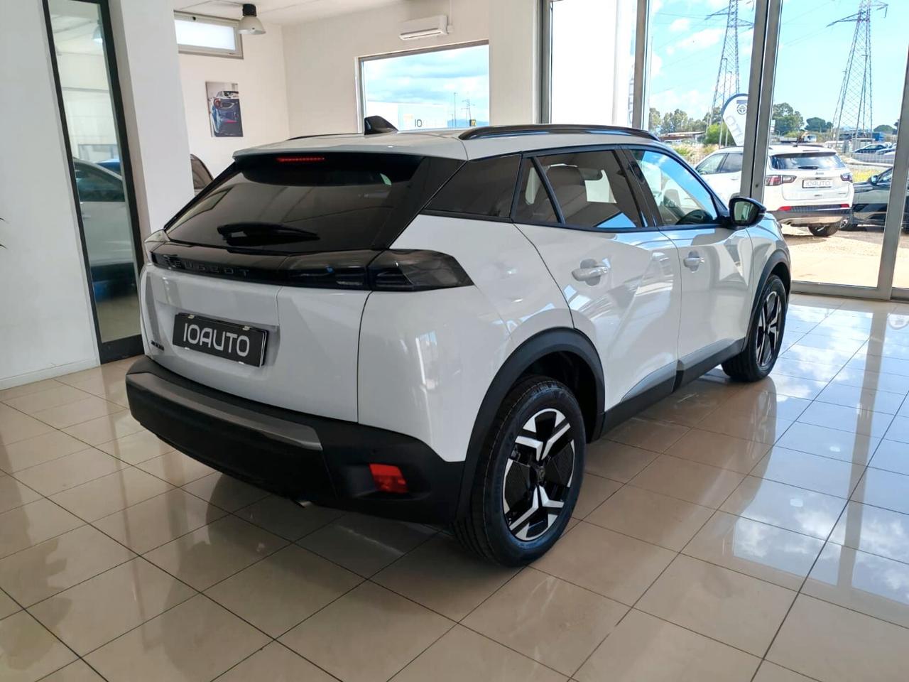 Peugeot 2008 1.2 100cv Allure KM ZERO 2025