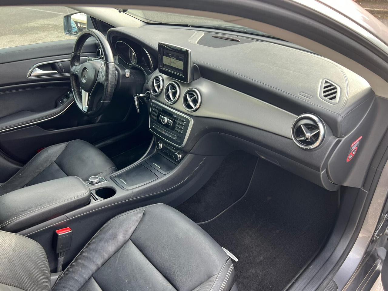 Mercedes-benz CLA 200 d Automatic Premium AMG