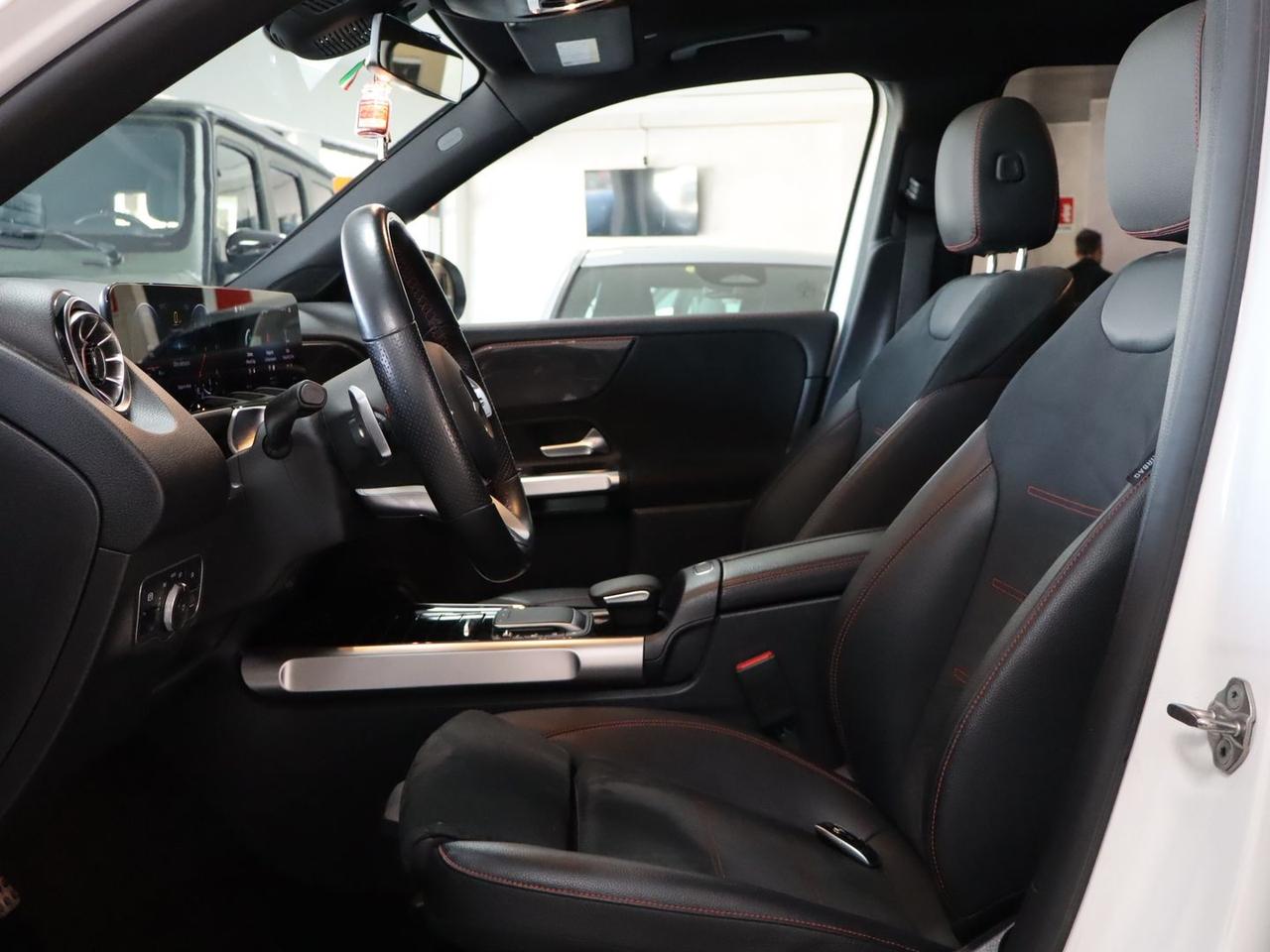 Mercedes-Benz GLB 200 Premium GLB 200 D #10288