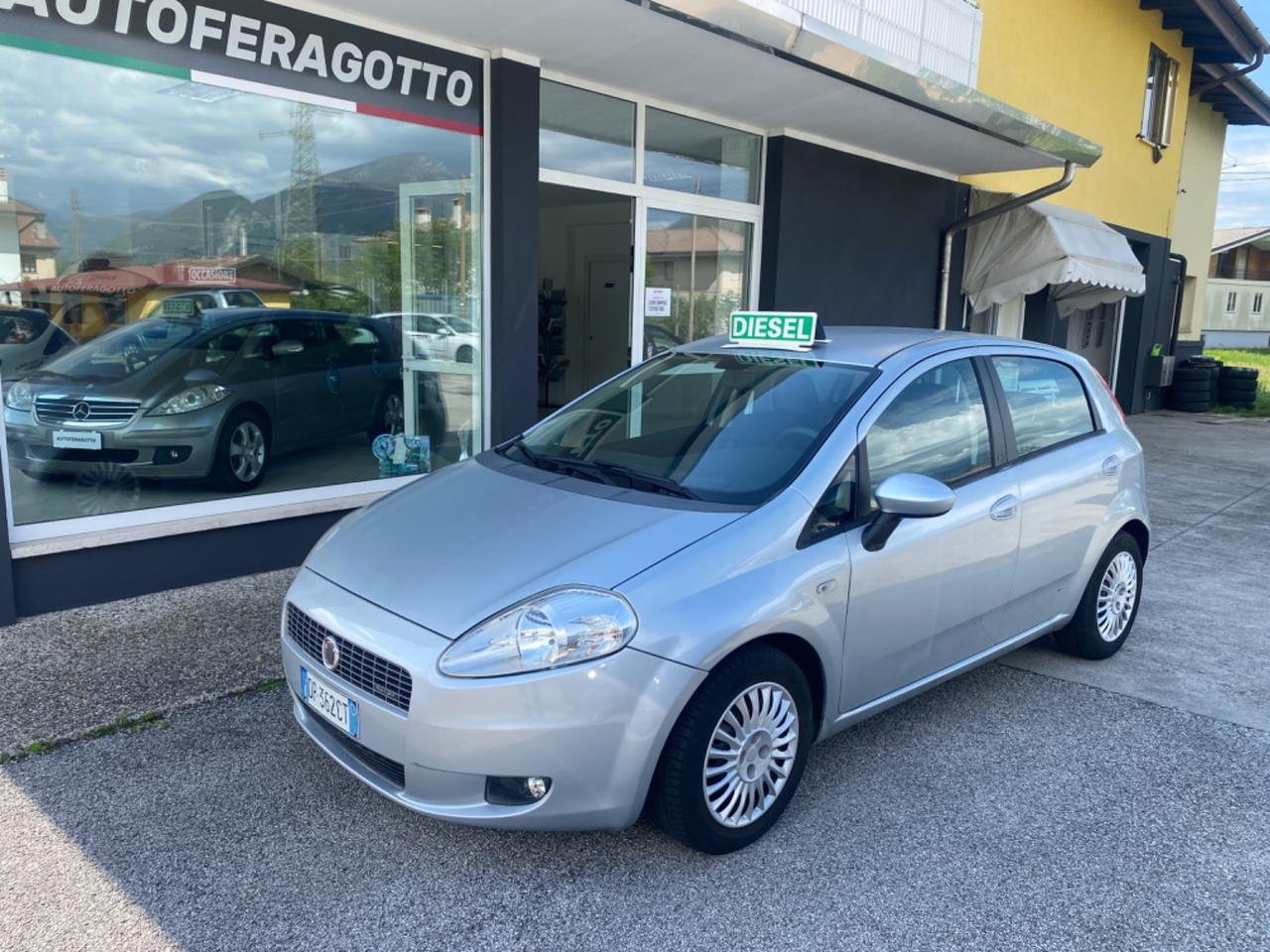 Fiat Grande Punto 1.3 MJT 90 CV 5 porte Dynamic