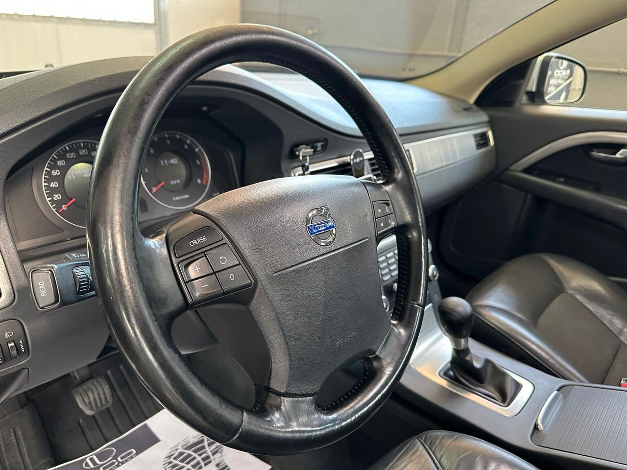 Volvo V70 2.4 D5 Momentum