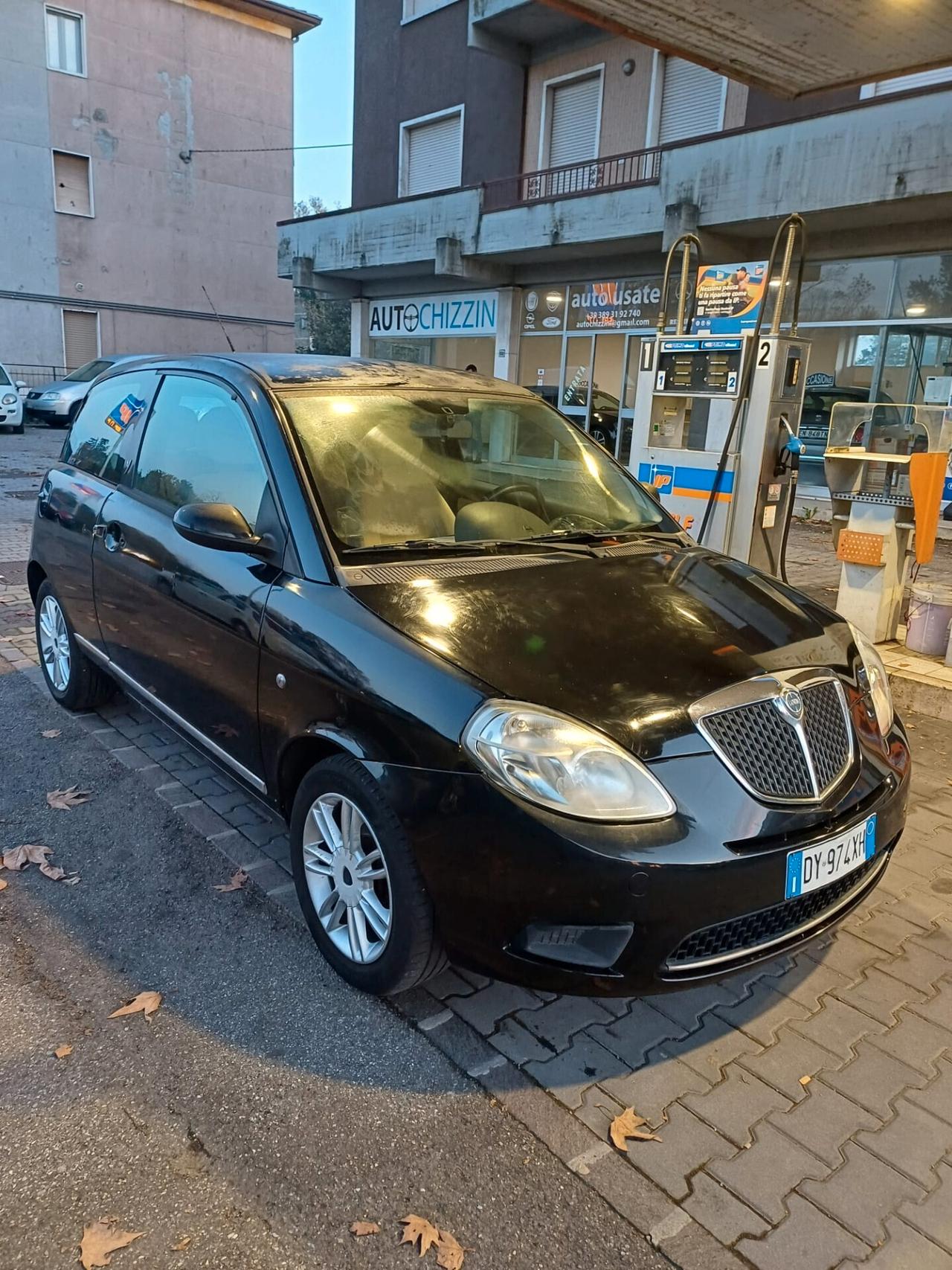 Lancia Ypsilon 1.2 Platino