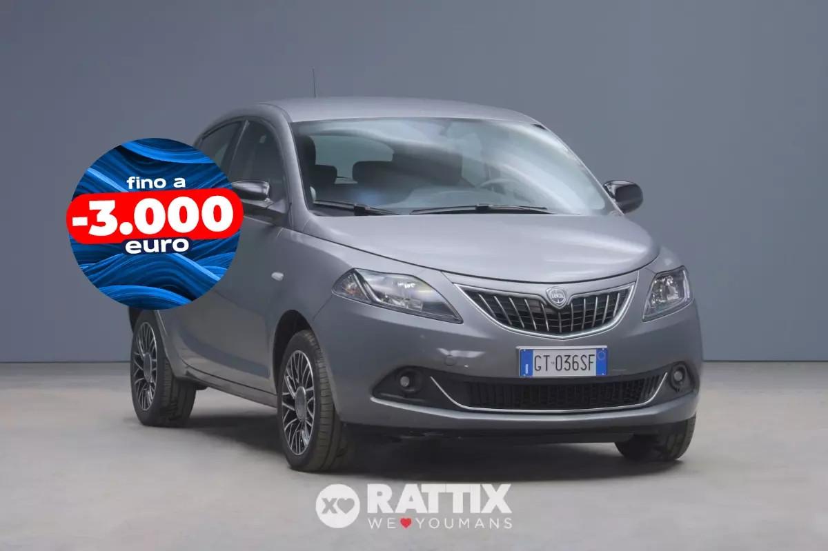 Lancia Ypsilon 1.0 Firefly Hybrid 70CV Platino