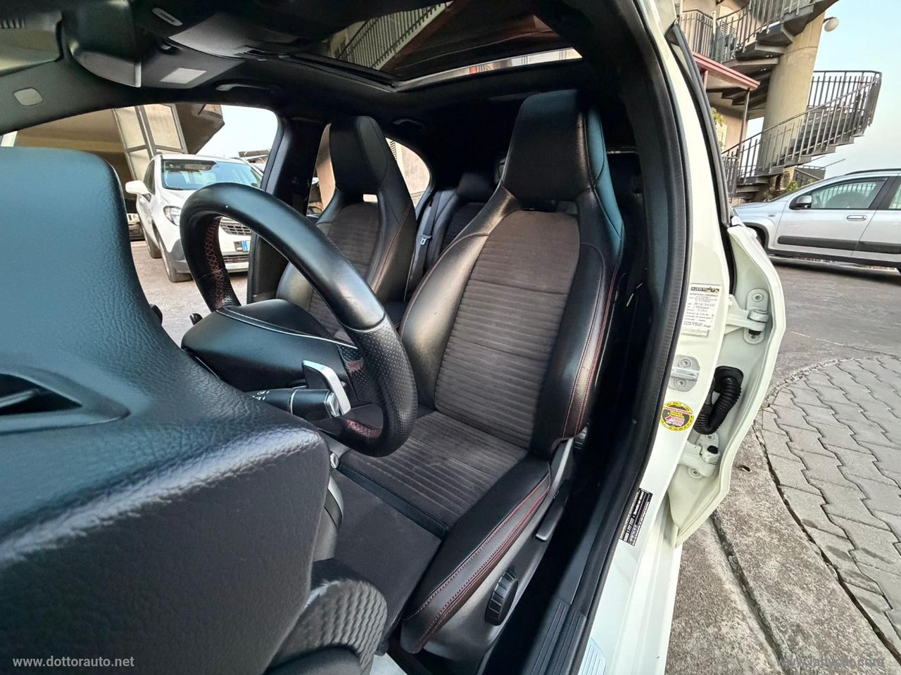 MERCEDES-BENZ A 200 d Automatic 4Matic Premium