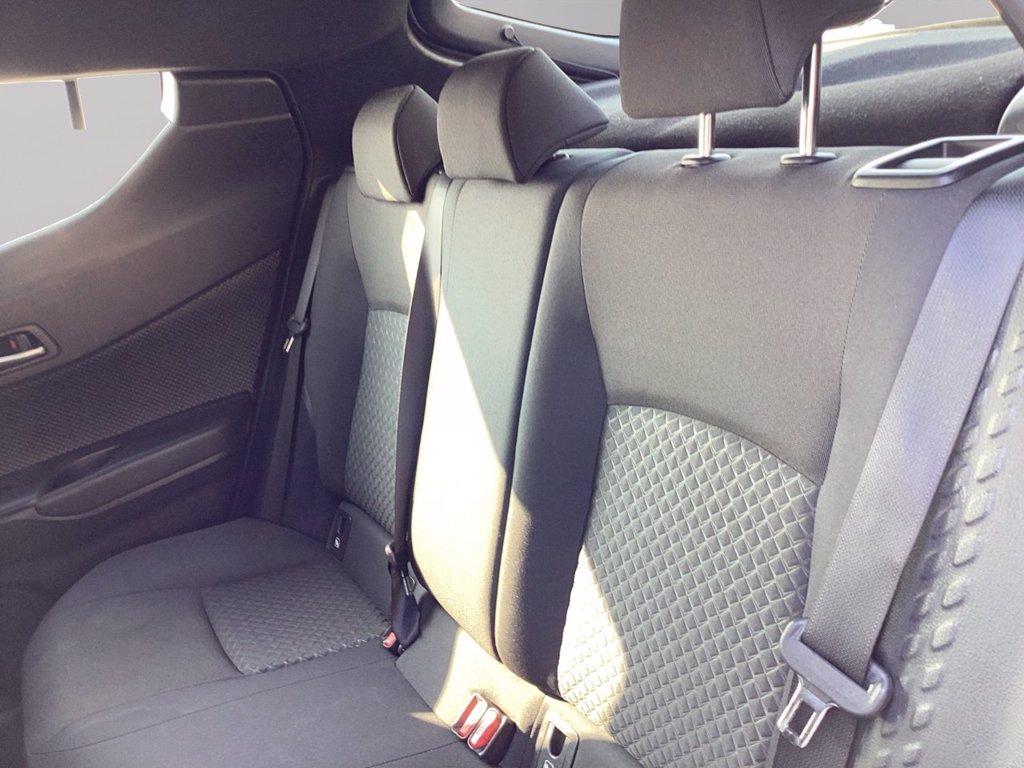 TOYOTA C-hr 1.8h active e-cvt del 2023