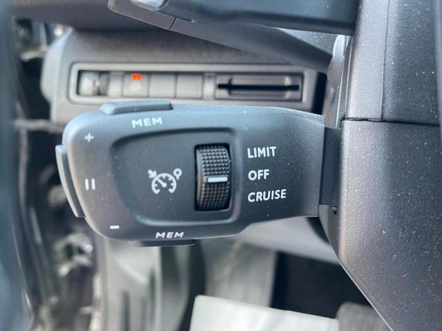 PEUGEOT 3008 PureTech Turbo 130 S&S EAT8 Allure Pack
