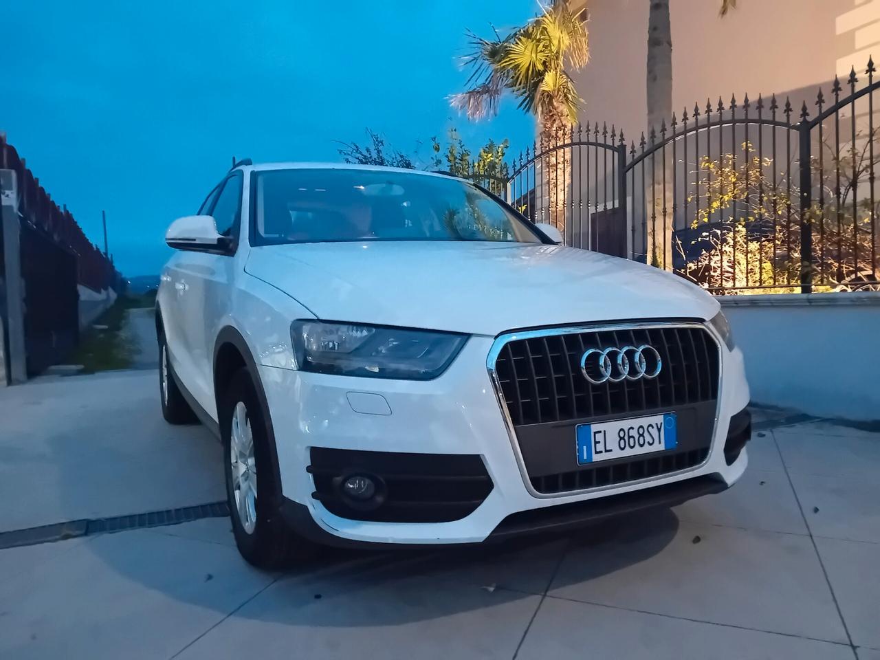 Audi Q3 2.0 TDI quattro Business