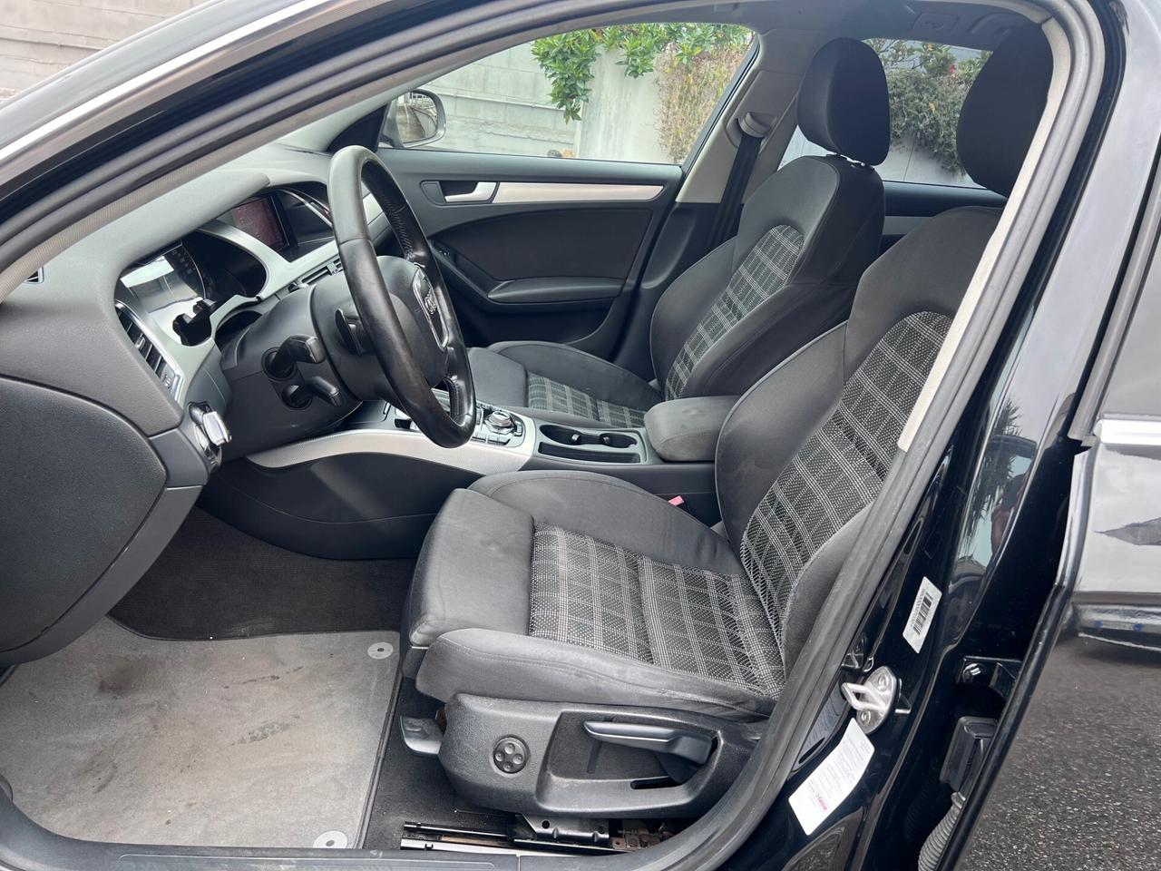 Audi A4 Avant 2.0 tdi 143cv S LINE Ambiente multitronic BELLA!!