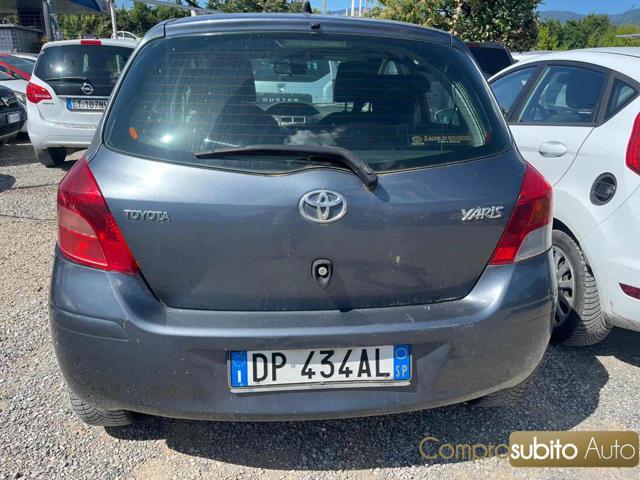TOYOTA Yaris 1.0 5 porte Sol ( Garanzia 12 Mesi)