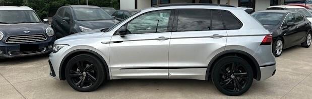 Volkswagen Tiguan 2.0 TDI 150 CV SCR DSG R-Line