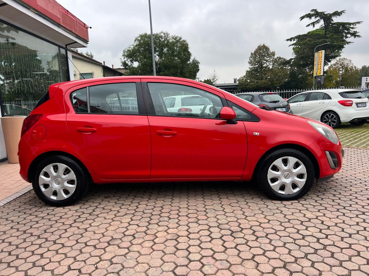 Opel Corsa 1.4 16V 5 porte AUTOMATICO