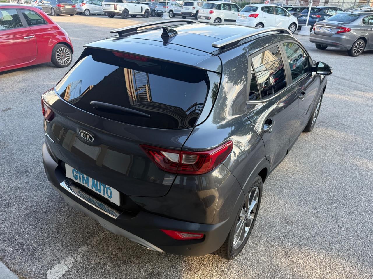 Kia Stonic 1.4 MPI 100 CV - Neopatentati
