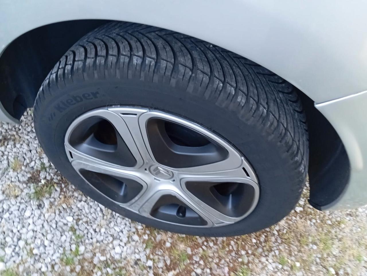 Citroen C3 BlueHDi 75 Feel unipro ben tenuta