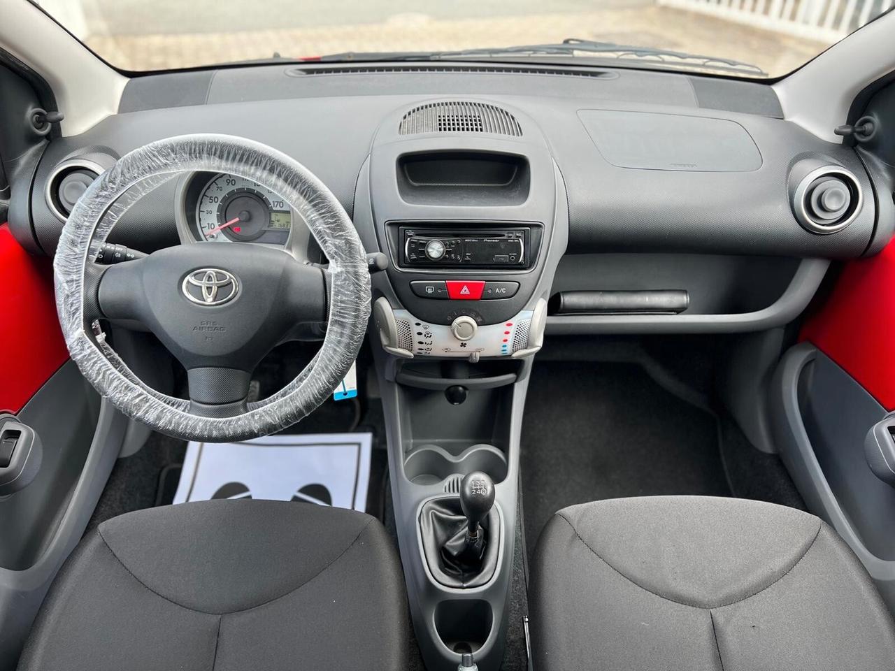 Toyota Aygo 1.0 12V VVT-i 5 porte Now