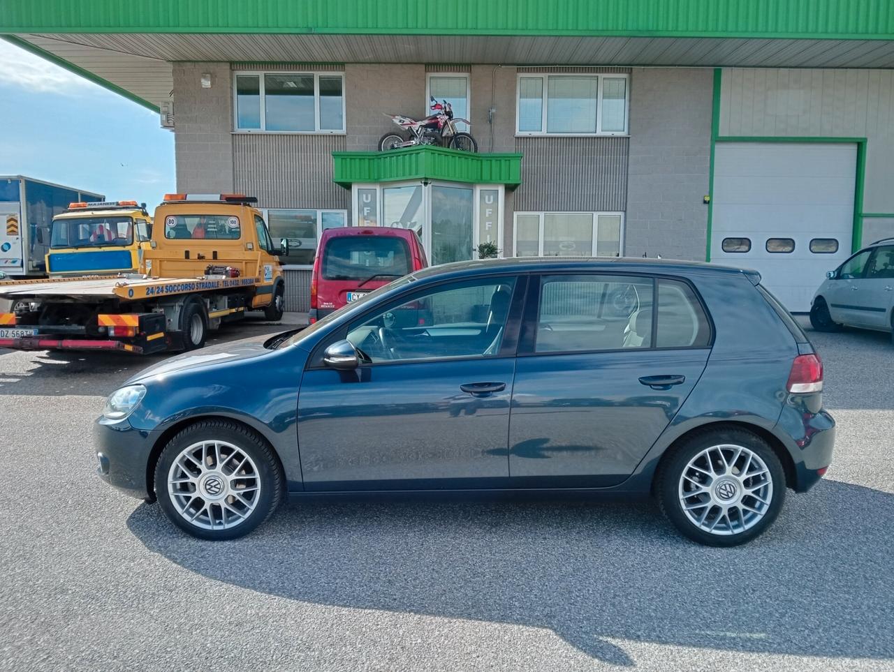 Volkswagen Golf 1.6TDI 5p. Highline