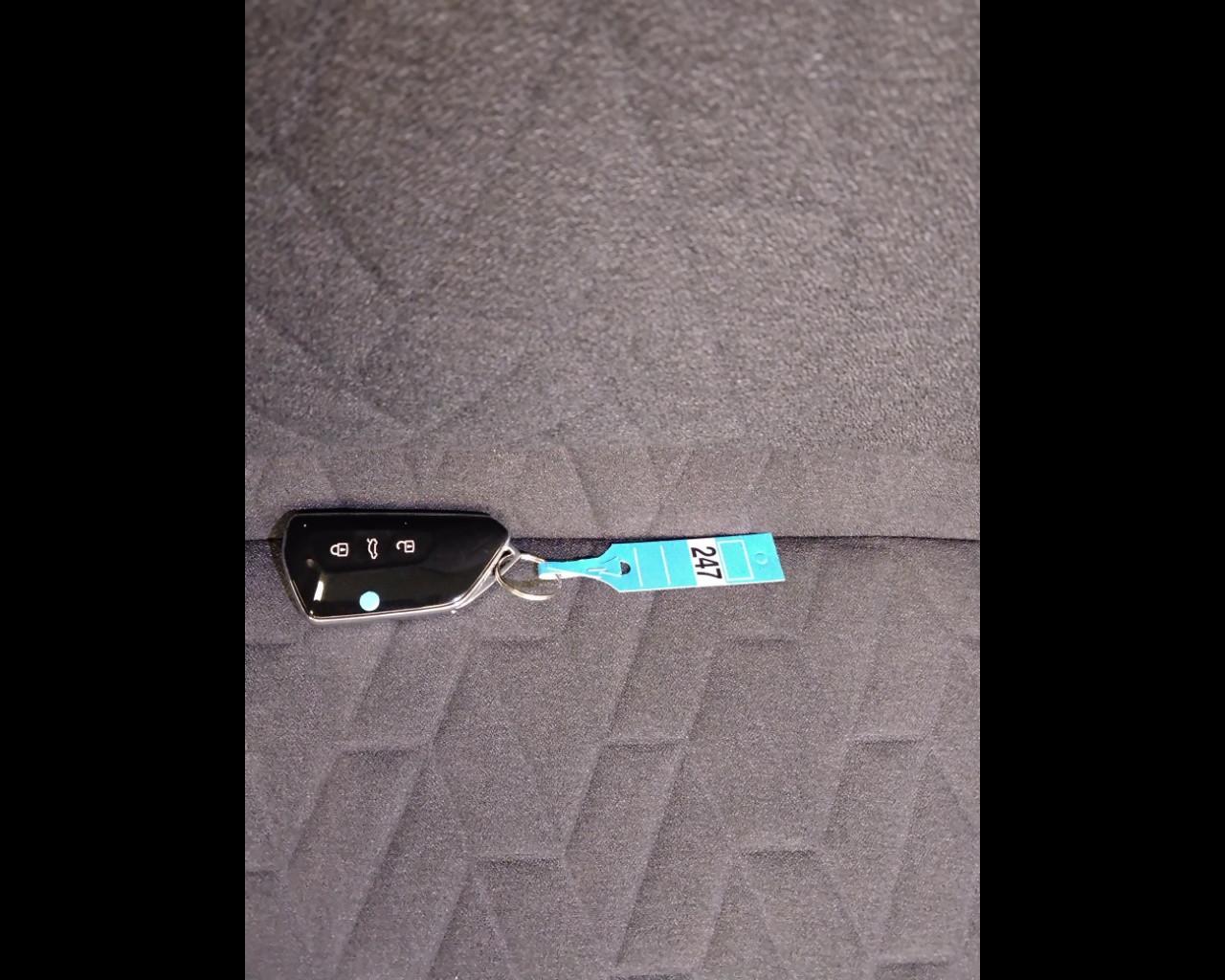 VOLKSWAGEN Tiguan III 2024 - Tiguan 2.0 tdi Life 150cv dsg