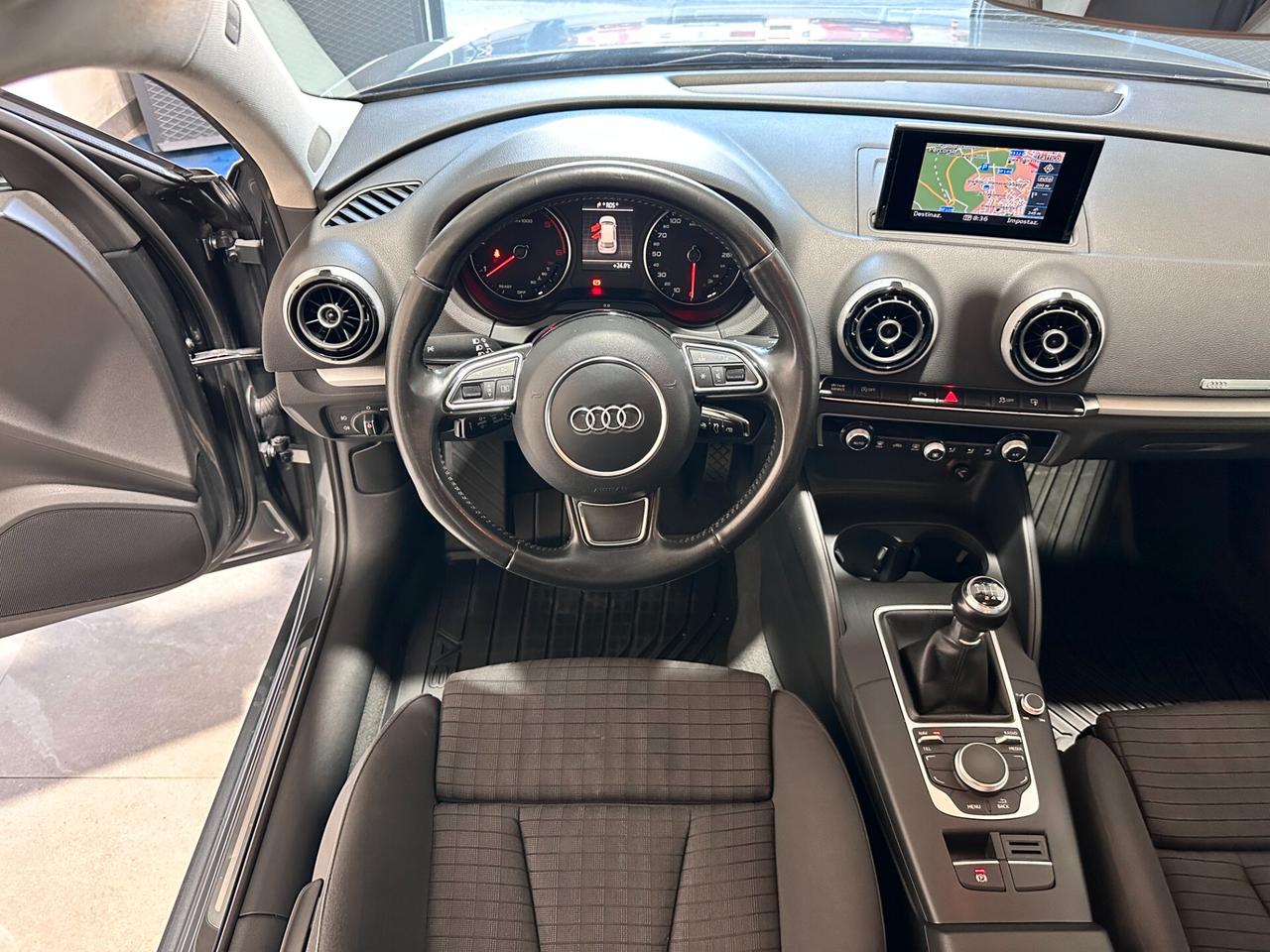 Audi A3 SPB 1.6 TDI 110cv – NAVI – FULL – DA VETRINA