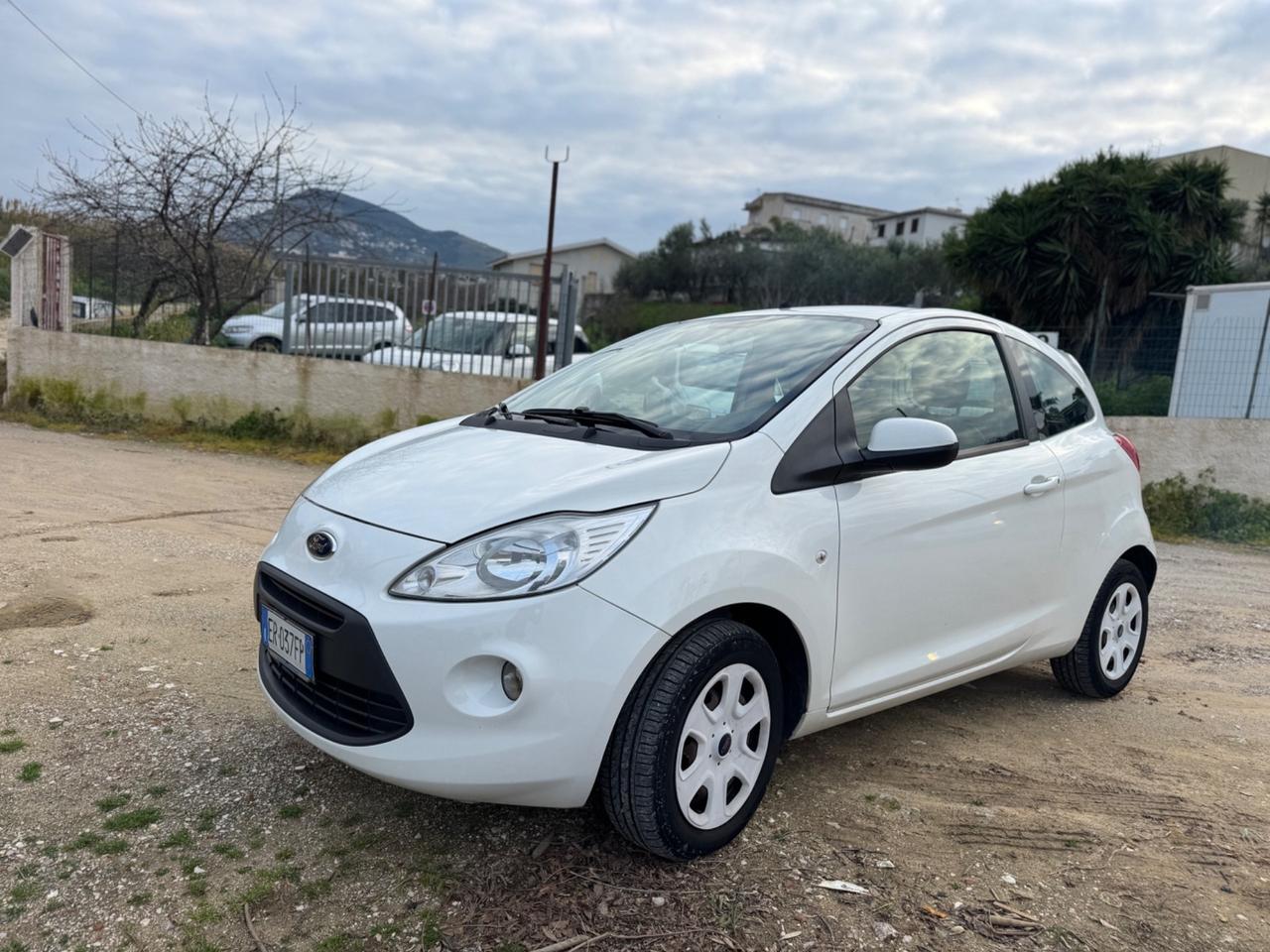 Ford Ka Ka 1.3 TDCi 75CV Titanium cDPF Bs.