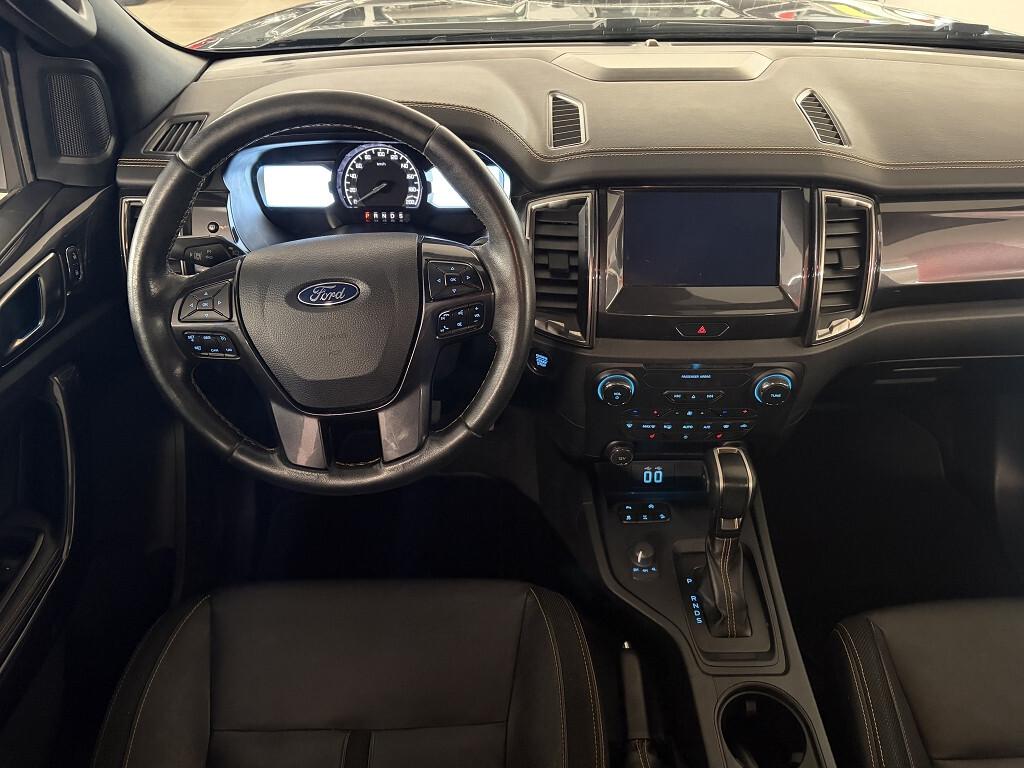 Ford Ranger 2.0 TDCi DC 4x4 Wildtrak gancio