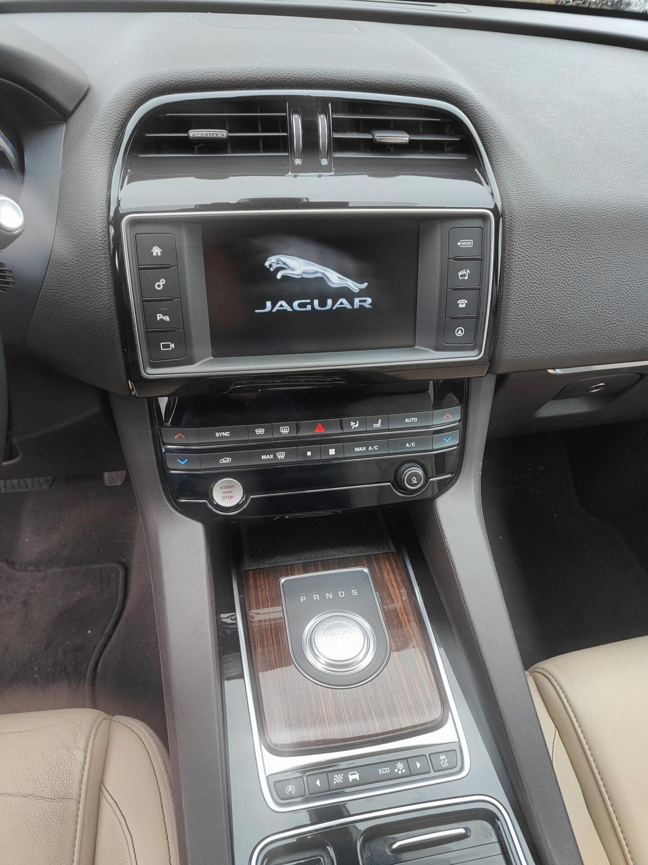 JAGUAR F-PACE PRESTIGE - PROVENIENZA TOSCANA -ECCELLENTI CONDIZIONi