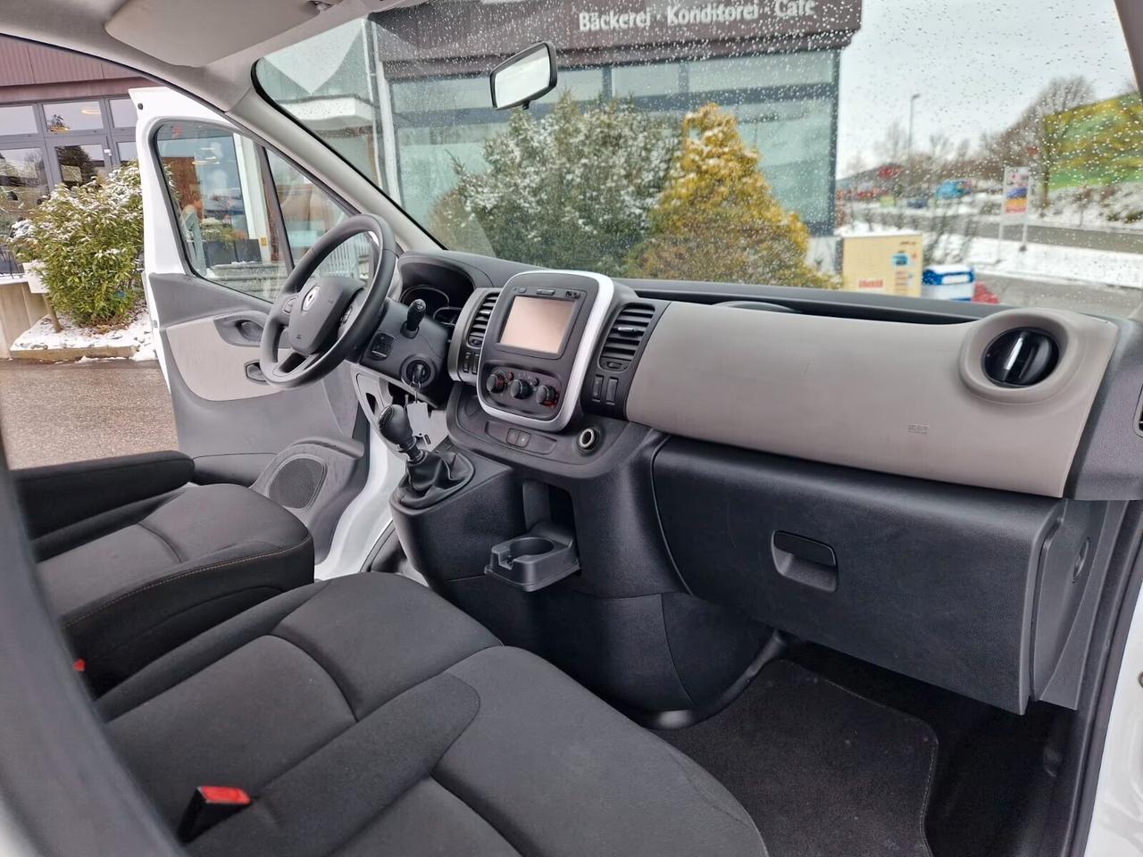 Renault Trafic T29 Combi L2H1 9 posti/navigatore/aria