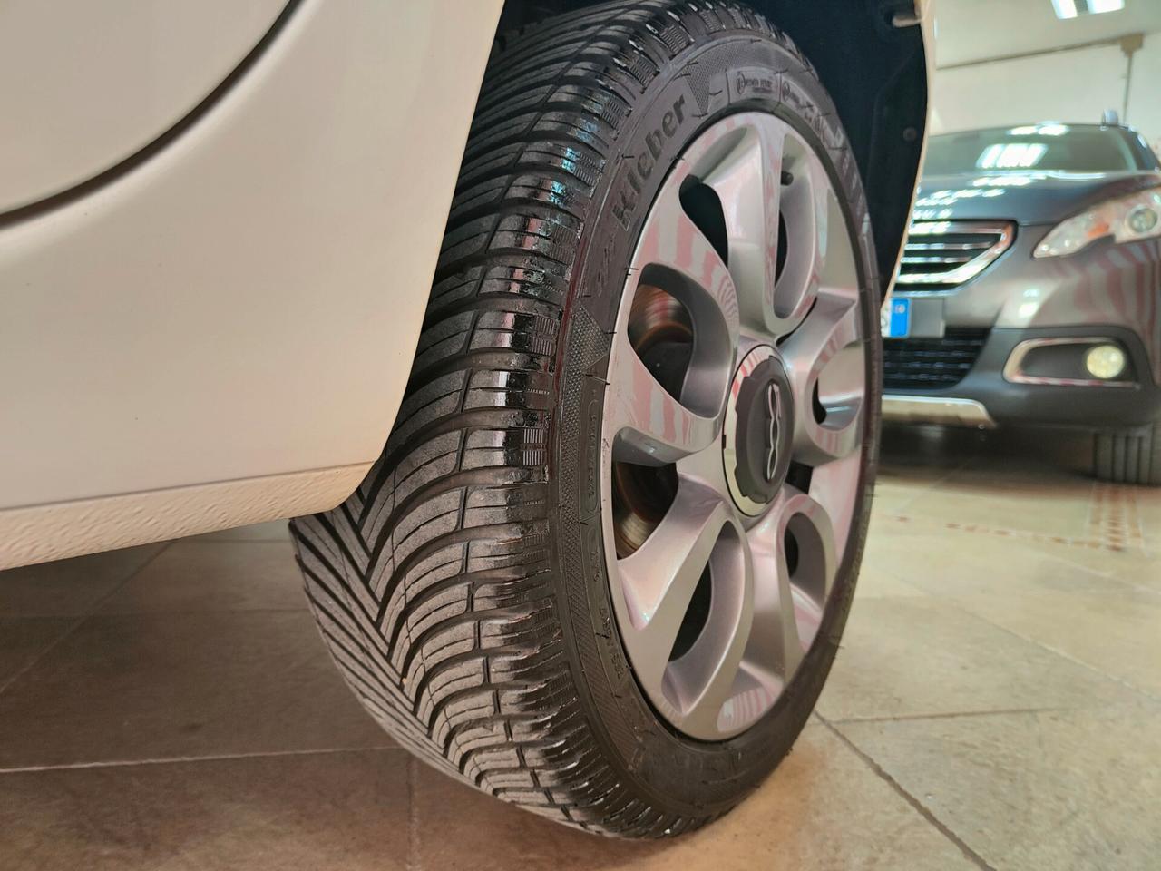 Fiat 500L 0.9 Natural Power Lounge 2015 POCHI KM
