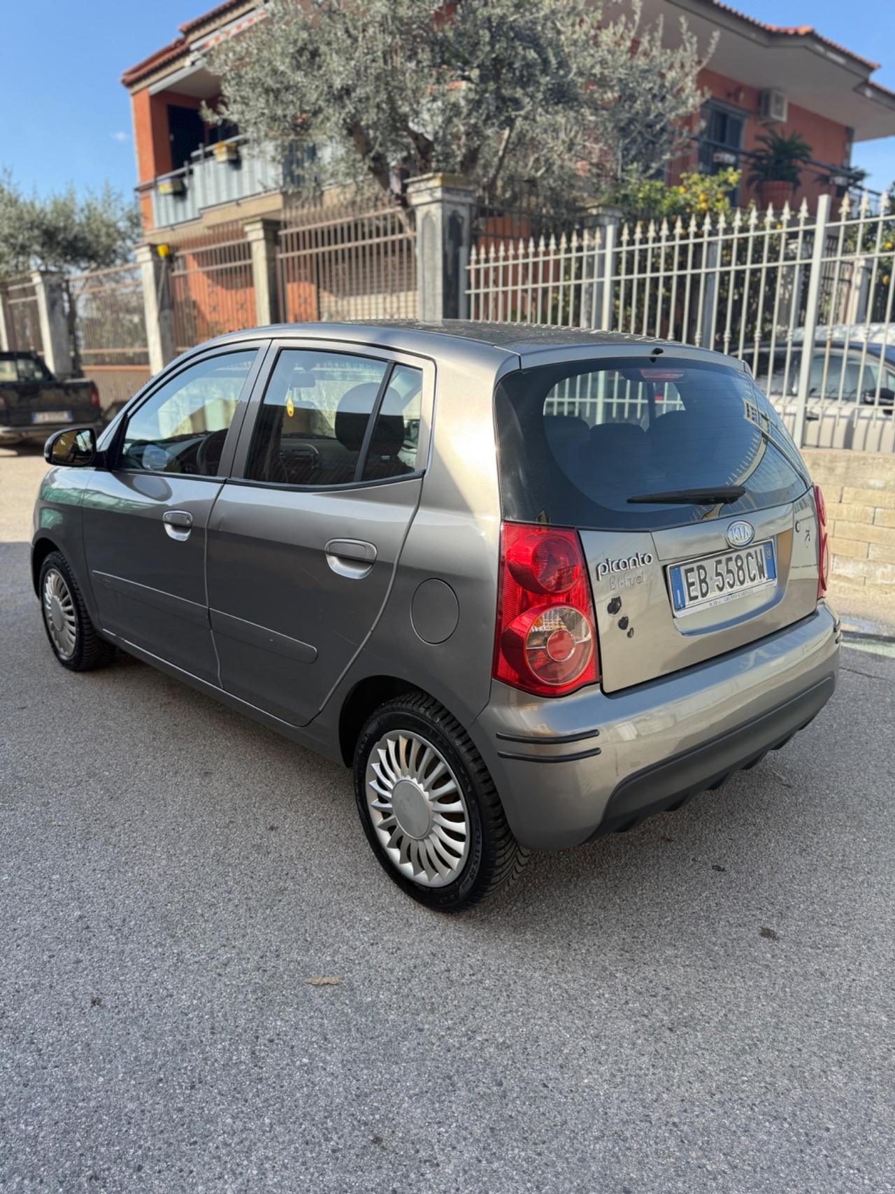 Kia Picanto 1.1 12V Trendy Bi-Fuel