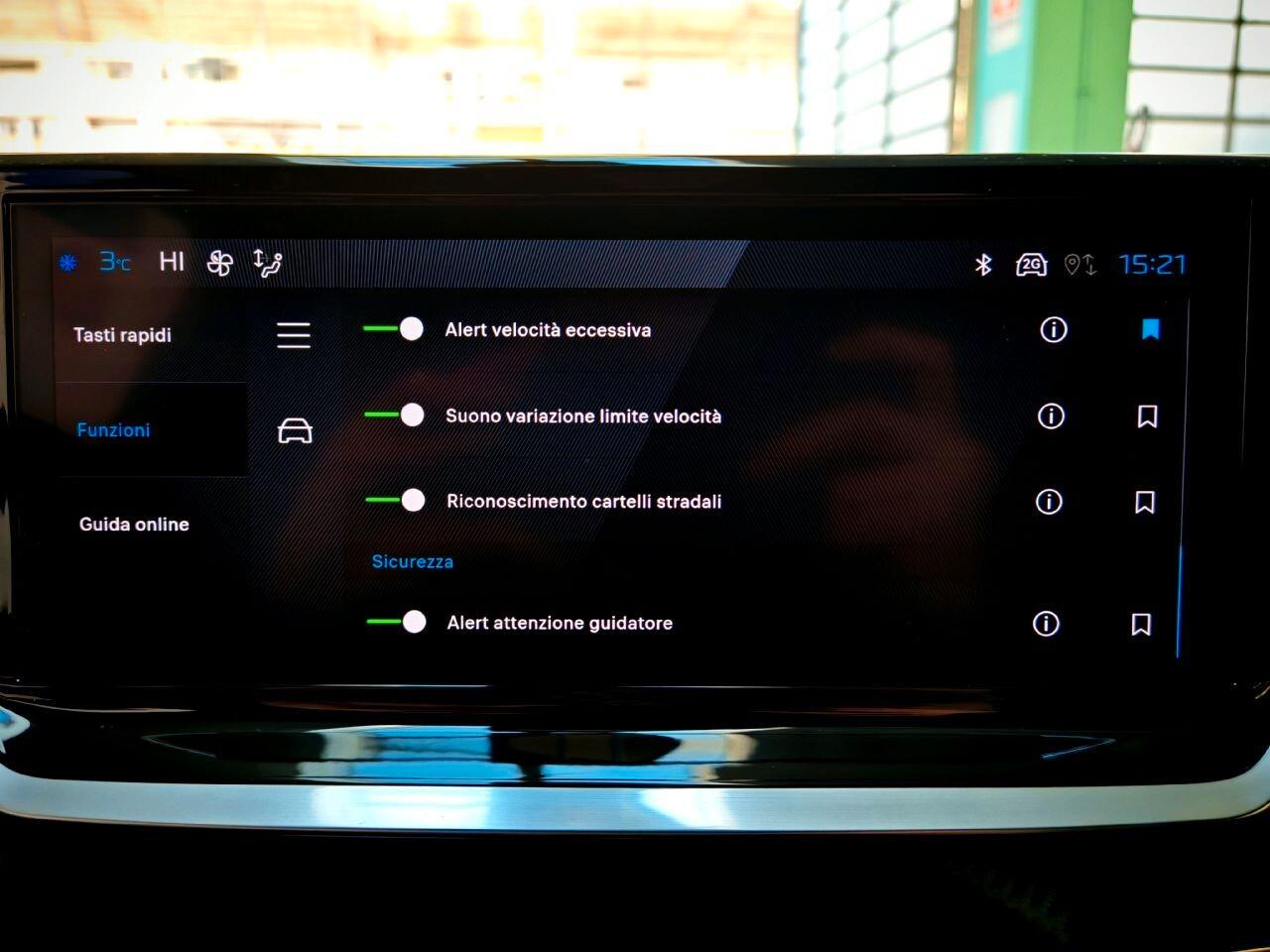 Peugeot 2008 Allure 1.2 Pack Navi 100cv