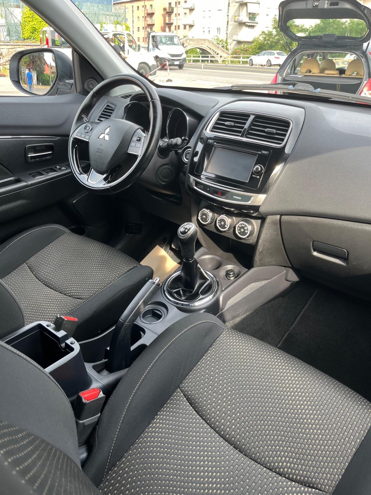 Mitsubishi ASX 1.6 2WD Invite