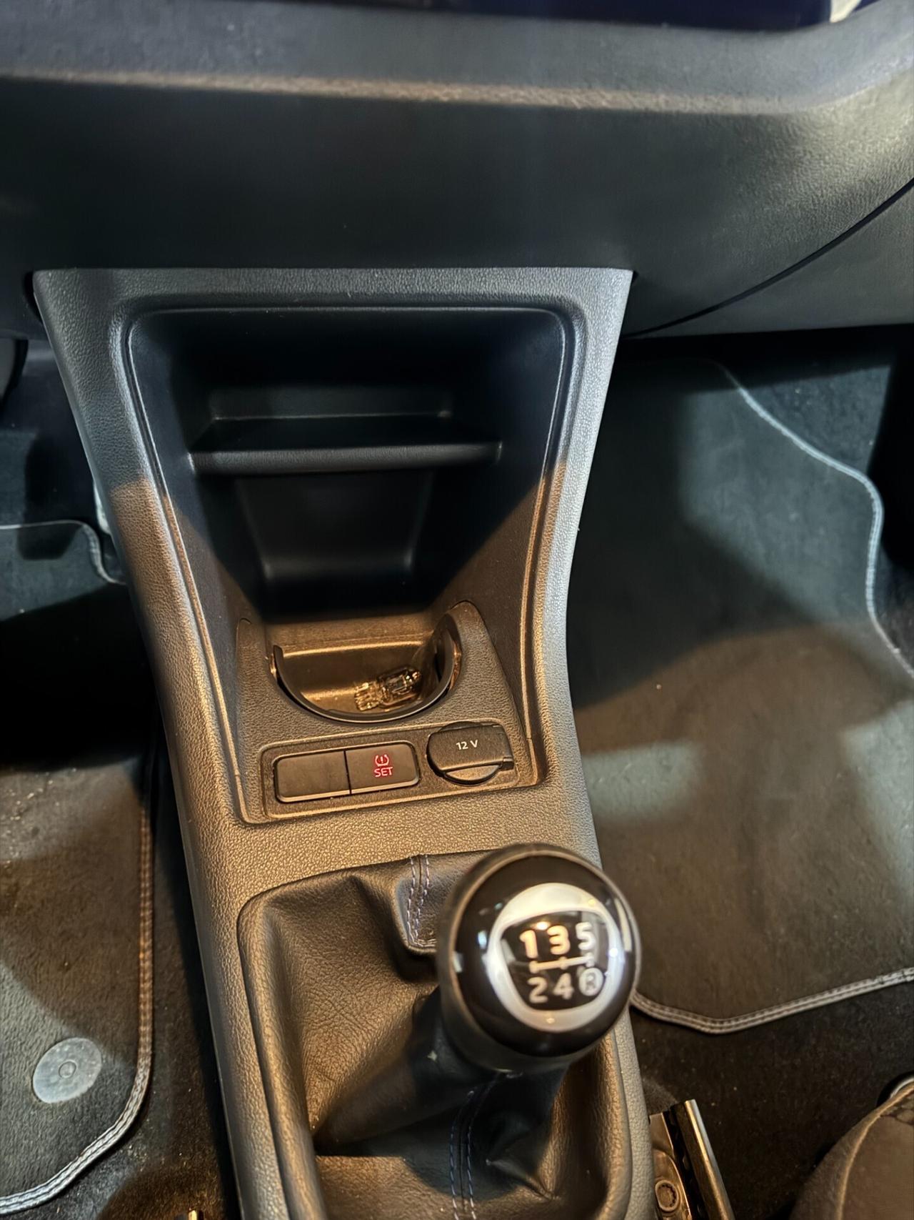 Volkswagen up! 1.0 5p. club 60 cv. OK NEOPATENTATI