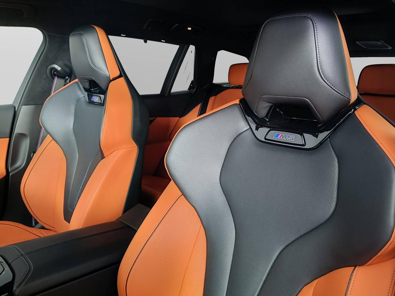 BMW M5 Touring 4.4 727cv auto