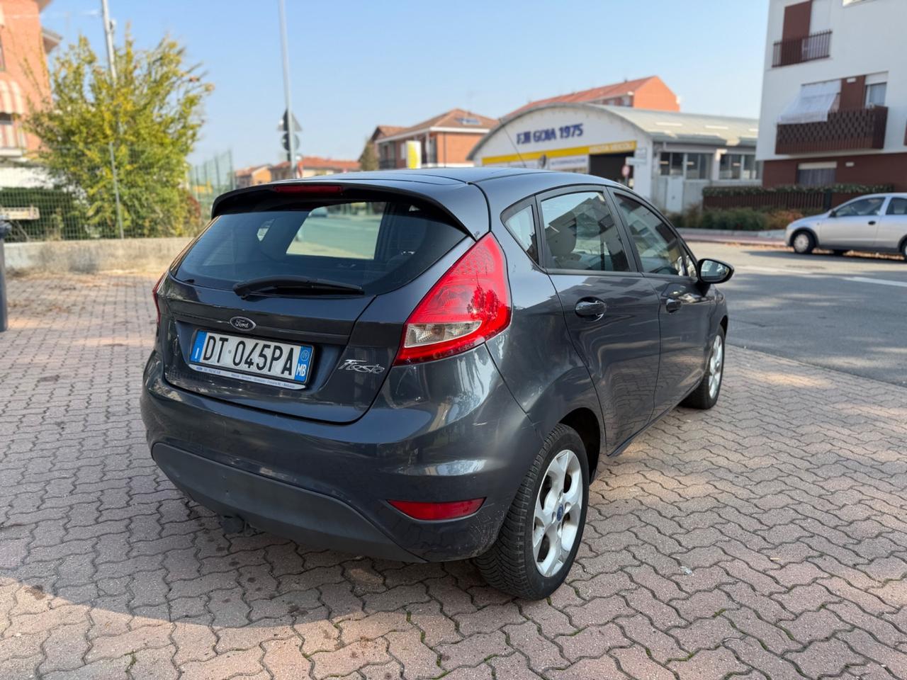 Ford Fiesta 1.2 82 CV 5 porte Titanium