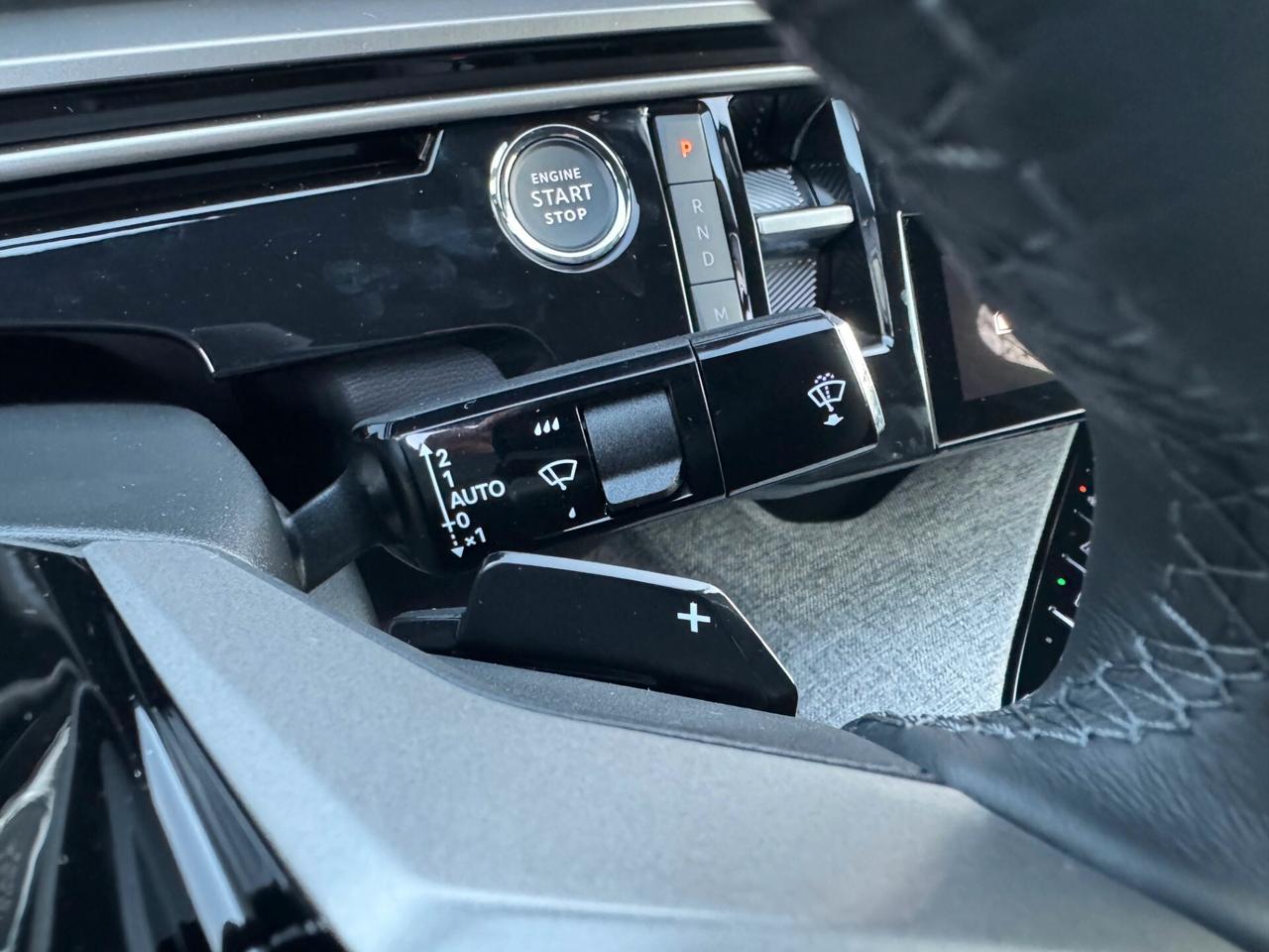 Peugeot New 3008 1.2cc Hybrid 145cv e-DCS6 Allure