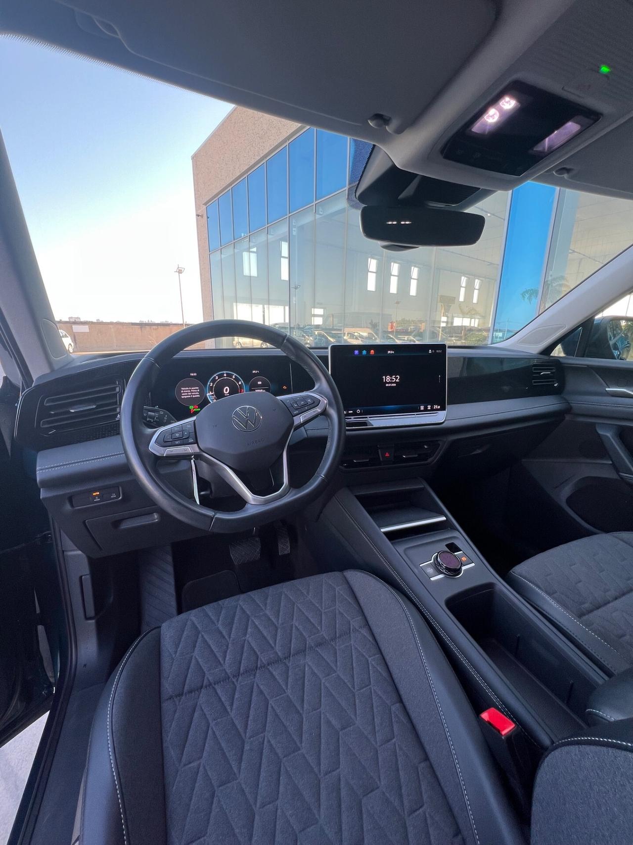 Volkswagen Tiguan 1.5 eTSI 150 CV ACT DSG Elegance - SUPER OFFERTA T-STOCK