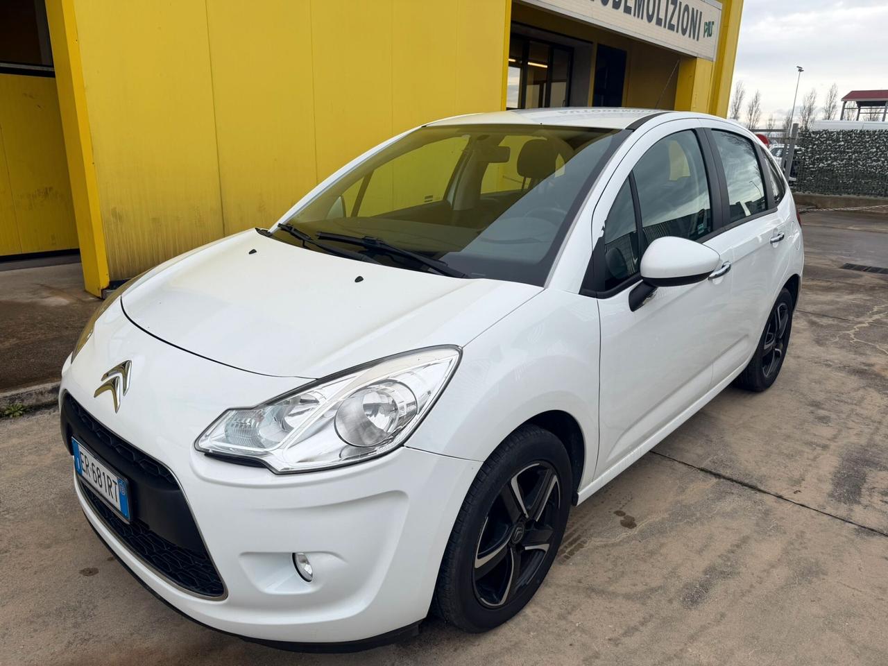 NEOPATENTATI Citroen C3 FINANZIABILE permute