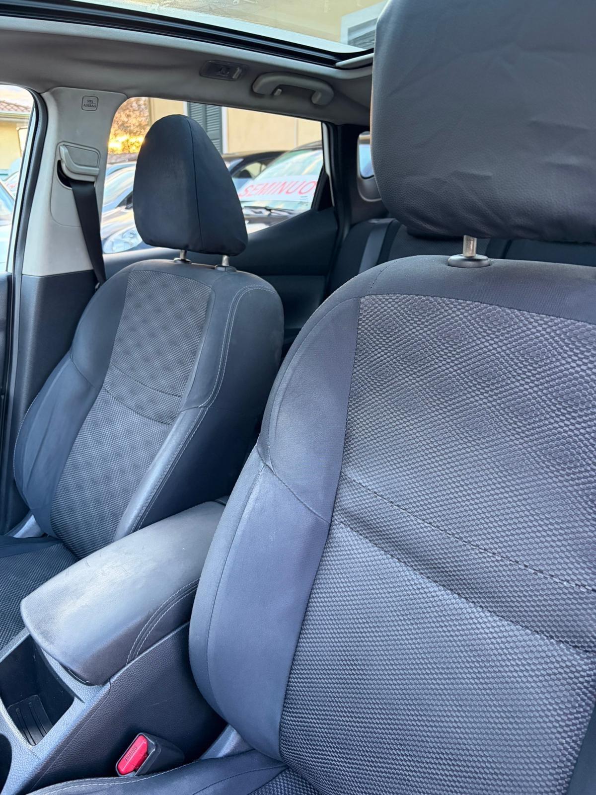 Nissan Qashqai 1.5 dCi Tekna tetto in vetro full