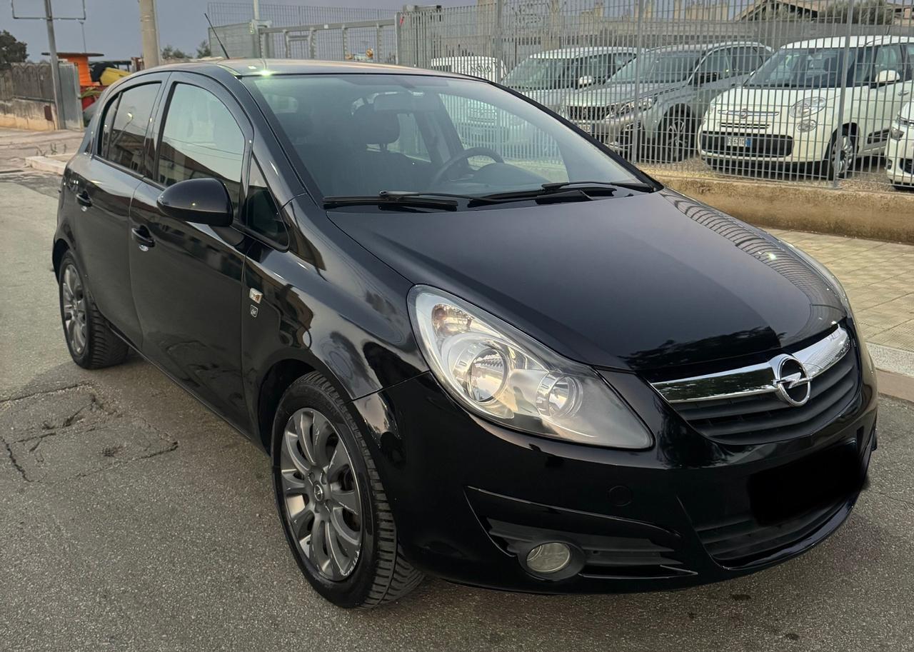 Opel Corsa 1.2 85CV 5 porte GPL-TECH Club