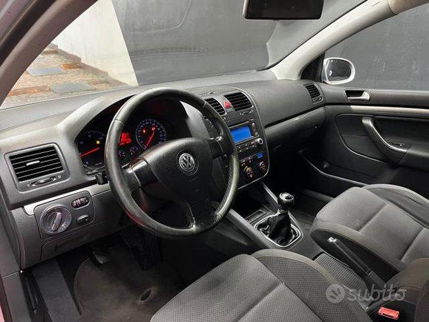 VOLKSWAGEN Golf 2.0 TDI - FABIANOAUTO