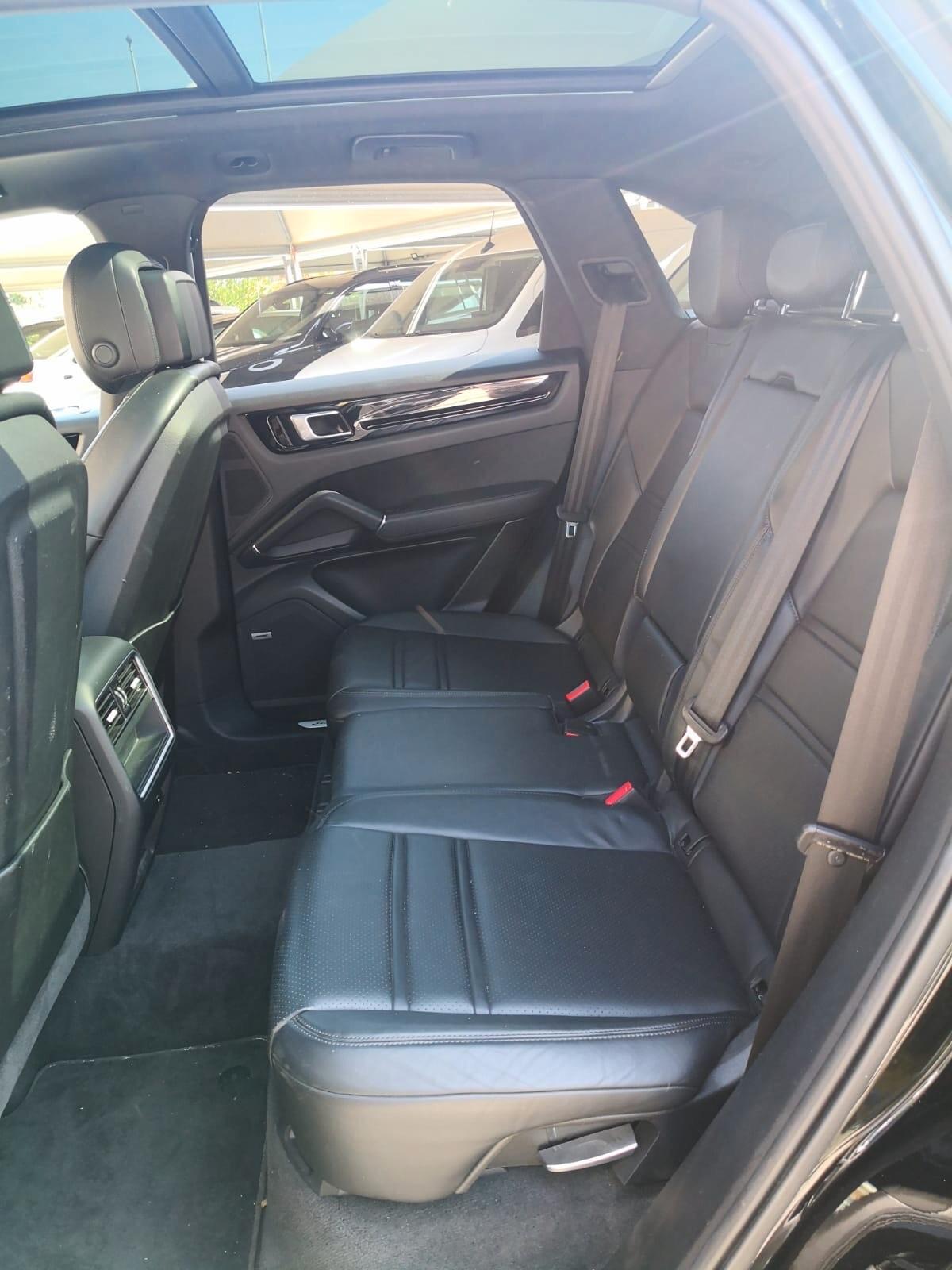 Porsche Cayenne 3.0 V6 E-Hybrid ***CONTOVENDITA - SU APPUNTAMENTO***