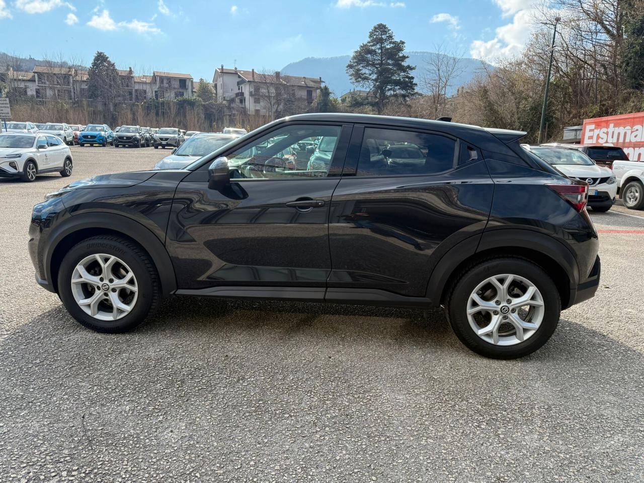 Nissan Juke 1.0 DIG-T 114 CV N-Connecta