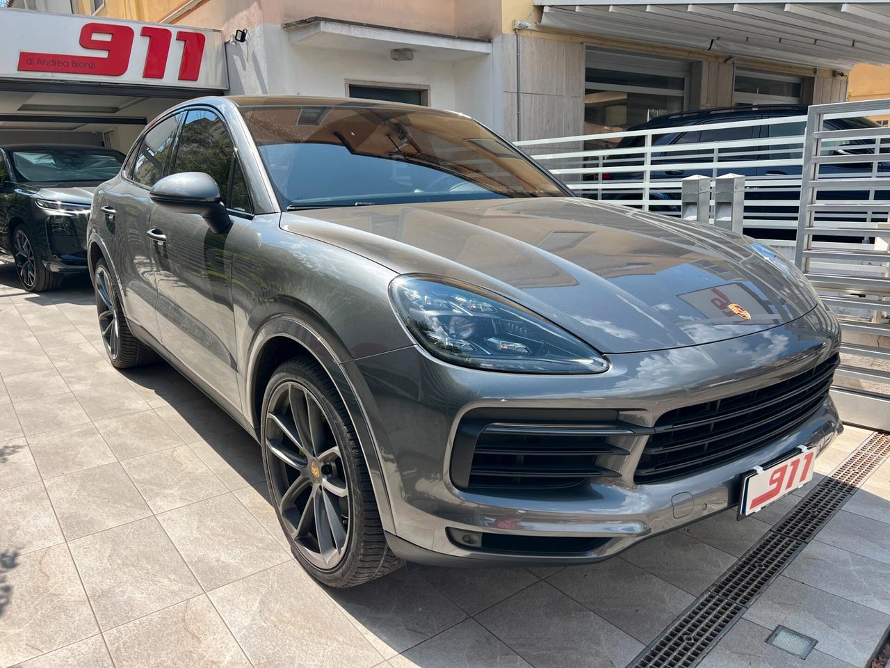 Porsche Cayenne Coupe 3.0 e-hybrid 5posti Tetto Sedili ventilati 22" Pelle Bose