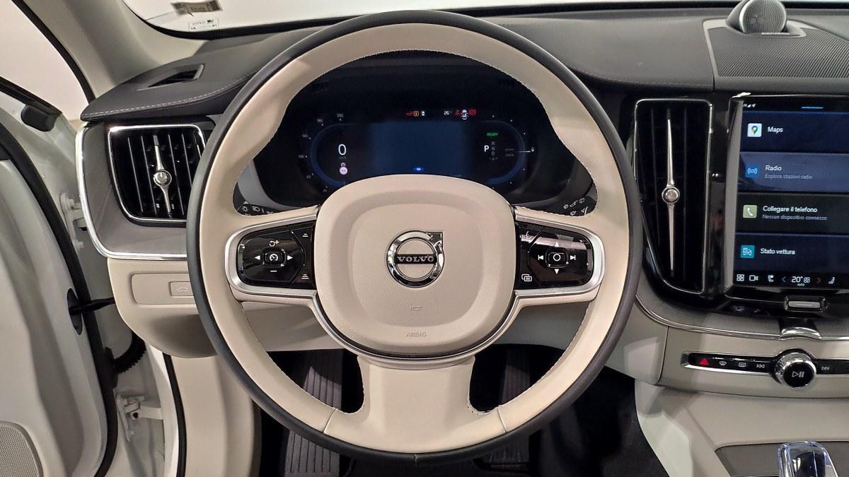 VOLVO Xc60 T8 Recharge Plug-In Hybrid Awd Aut. Ultimate Dark