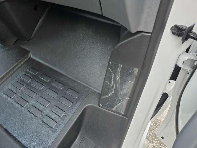 Opel Vivaro L2 VETTURA PASSO LUNGO 9 POSTI PARI AL NUOVO!
