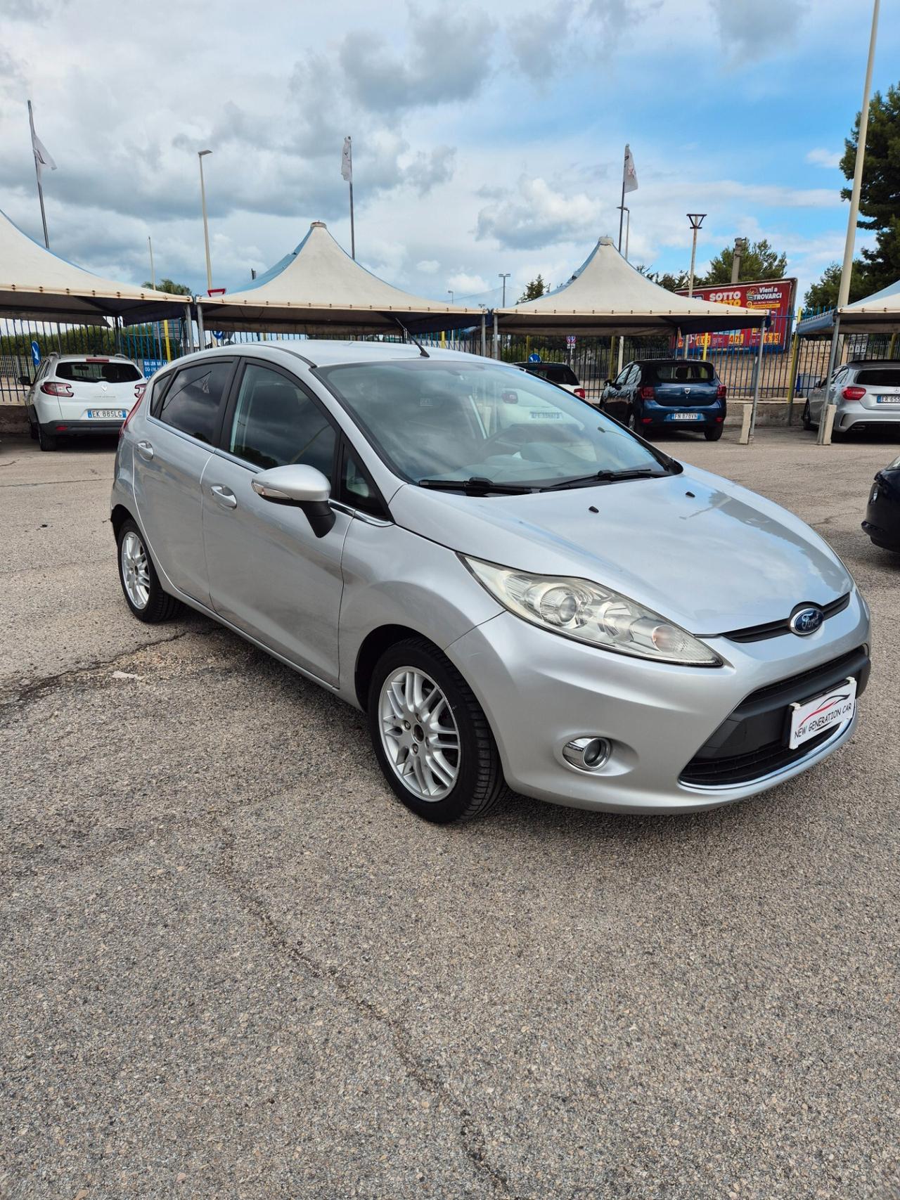 Ford Fiesta 1.4 5 porte Bz.- GPL Titanium