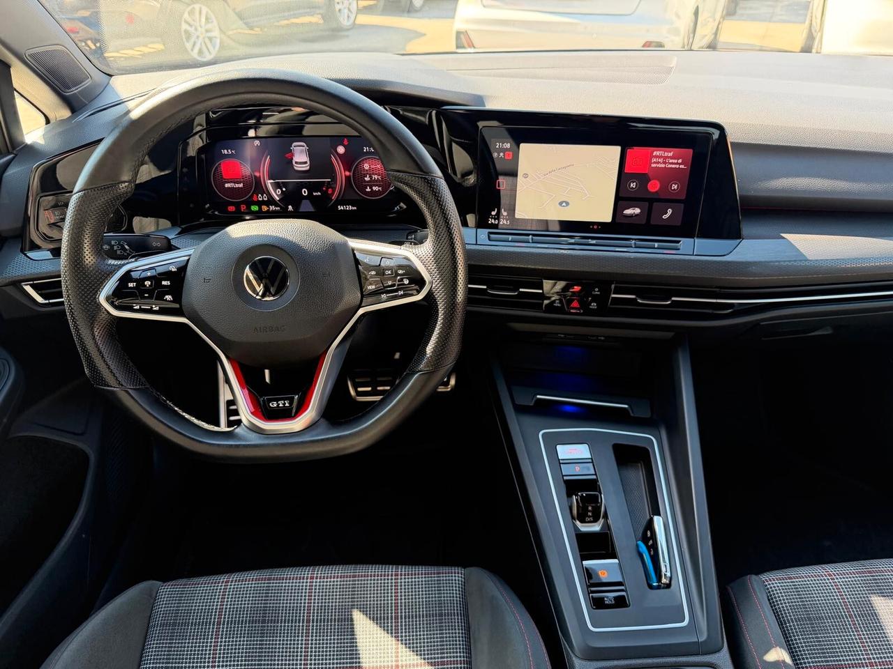 Volkswagen Golf 2.0 TSI GTI DSG