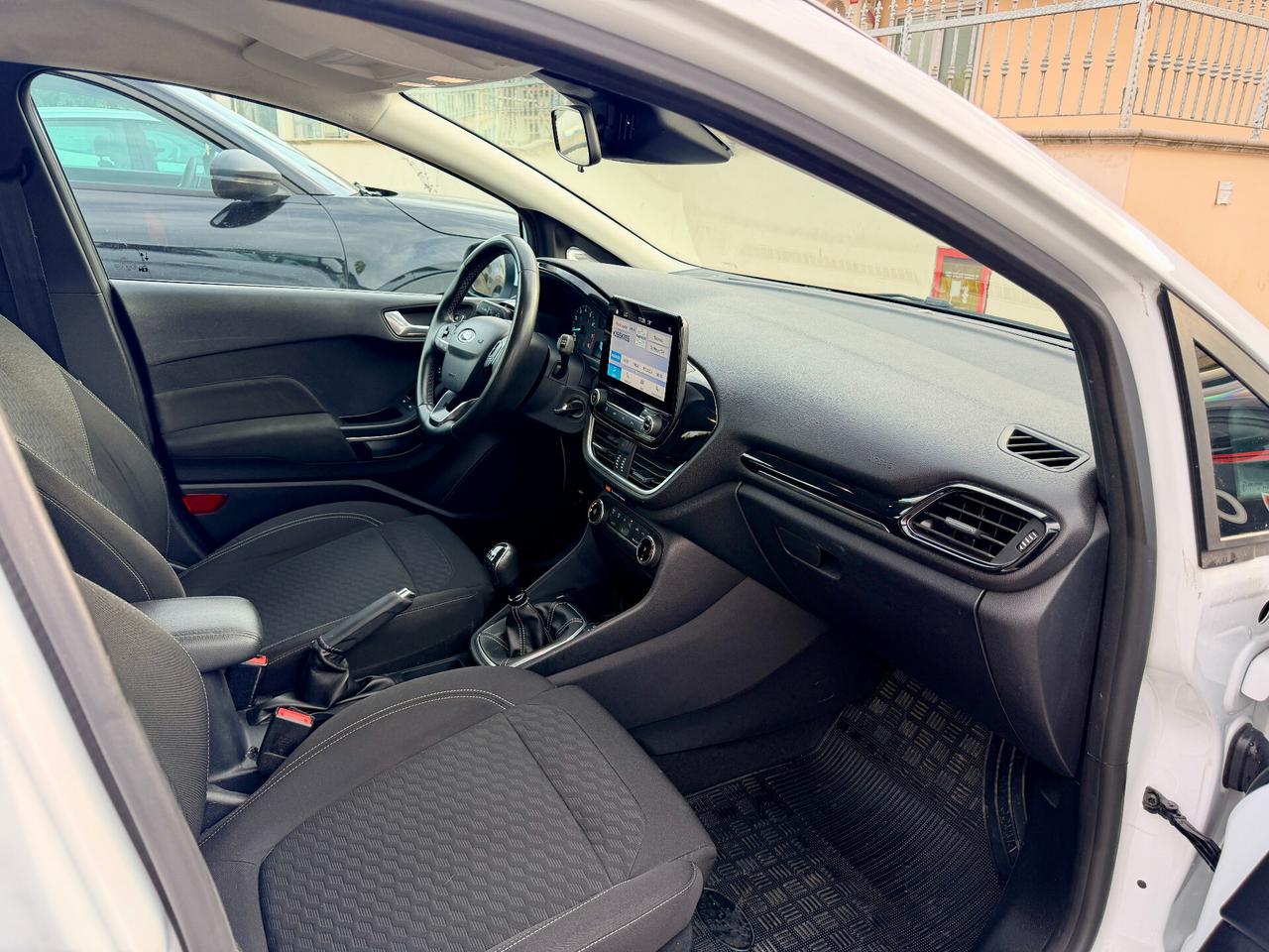 Ford Fiesta 1.0 Ecoboost Hybrid 125 CV 5 porte ST-Line X