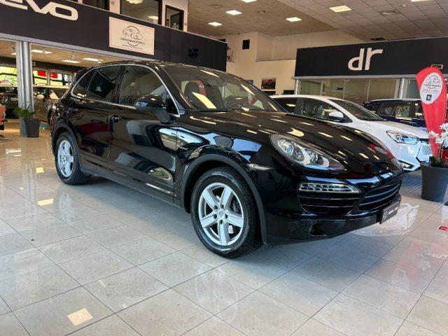 PORSCHE Cayenne 3.0 Diesel - BOOK SERVICE