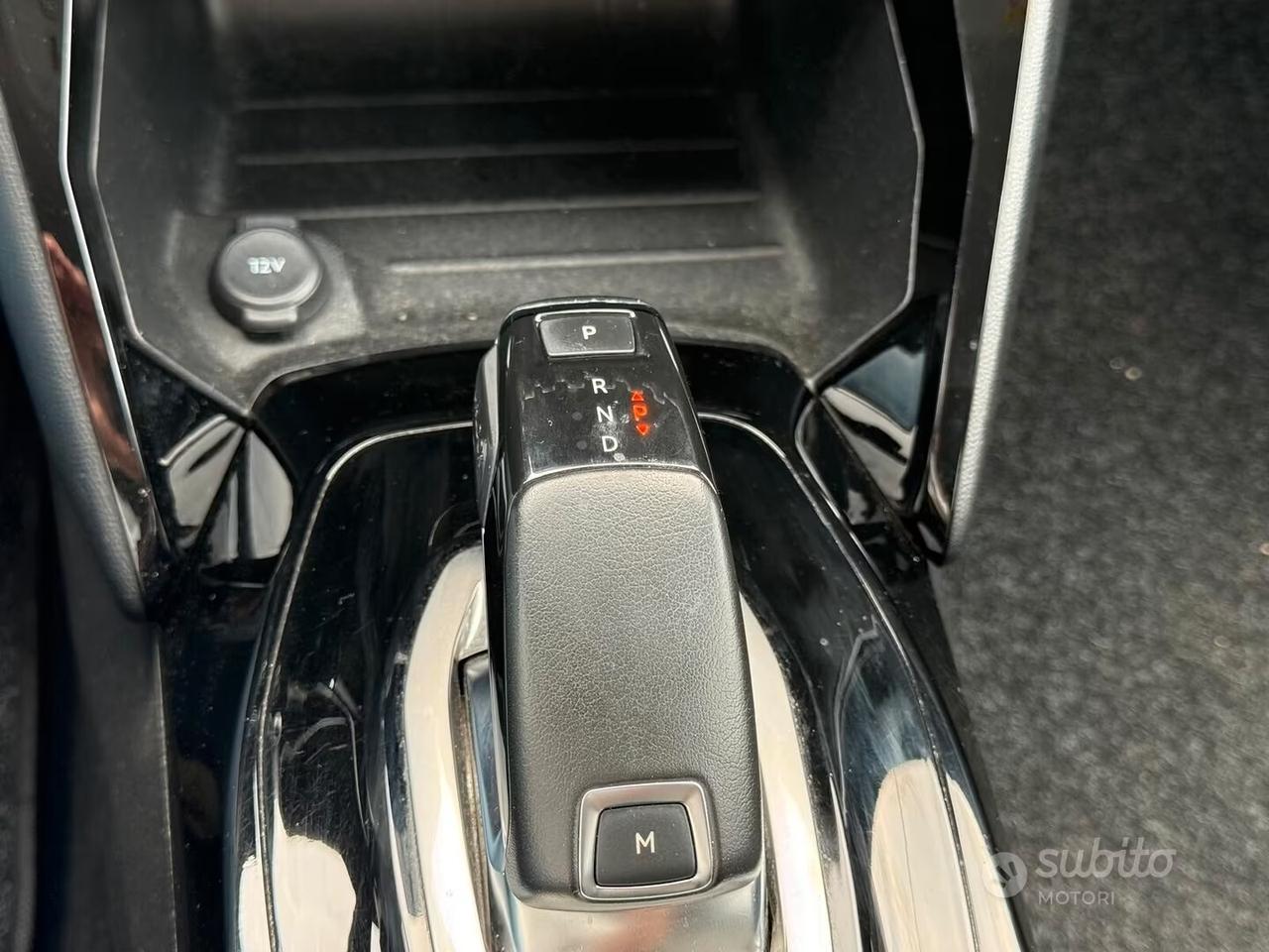 Peugeot 2008 1.5 130CV DIESEL ANNO 2021 AUTOMATICA
