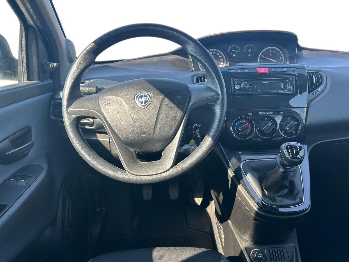 LANCIA Ypsilon III 2015 - Ypsilon 1.2 Silver 69cv